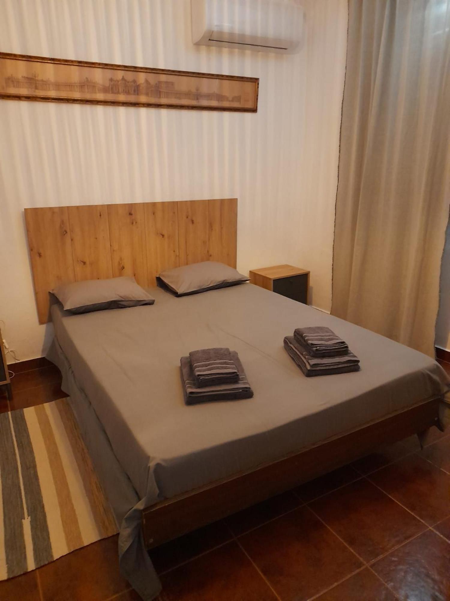 Nova Quinta Moderna Torramo Em Oliveiras, Campo De Laranjas, Na Nacional 2, Alentejo 13750 M2 * Torrao (Setubal)
